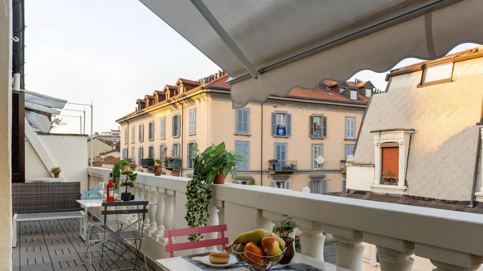Apartman Milano City Life Elegant Penthouse With Terrace, Wi-Fi Netflix, Subway 5 Min - Very Convenient Location